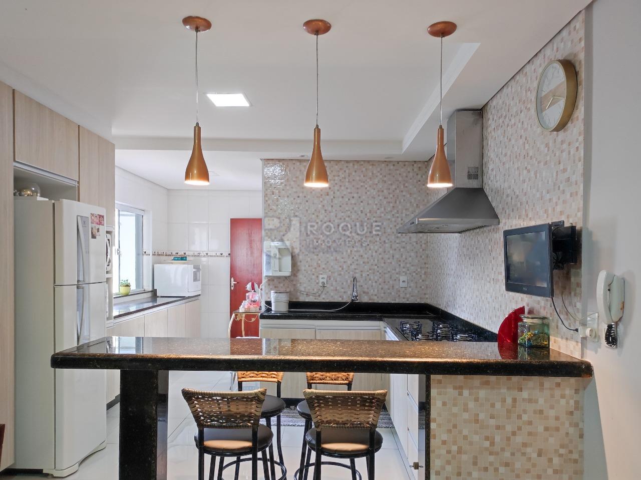 Casa Residencial à venda no bairro Vila Gioto: COZINHA