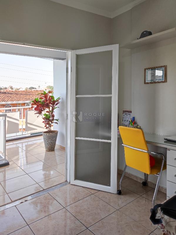 Casa Residencial à venda no bairro Vila Gioto: ESCRITÓRIO