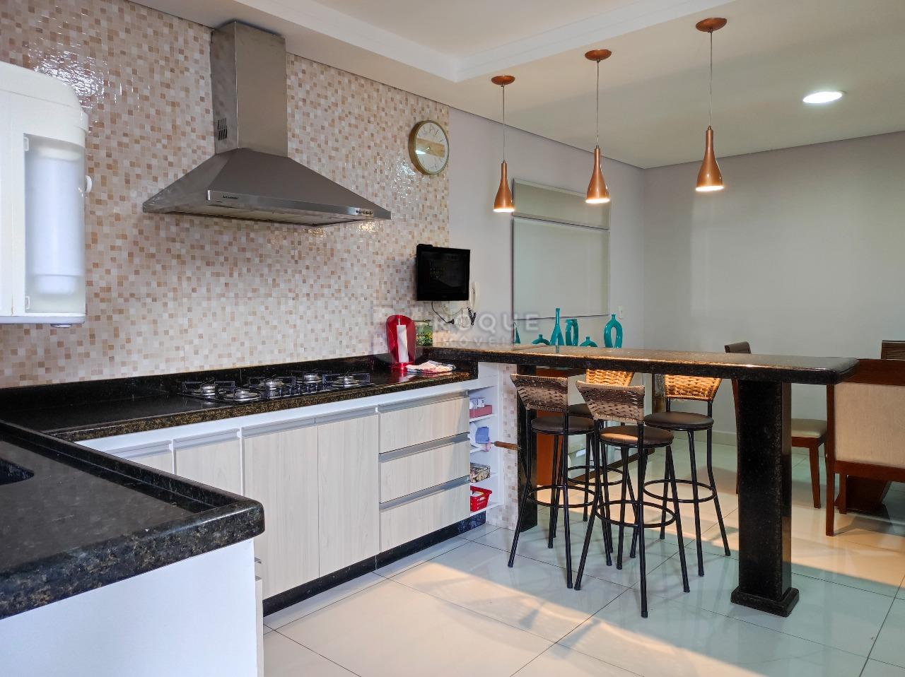 Casa Residencial à venda no bairro Vila Gioto: COZINHA