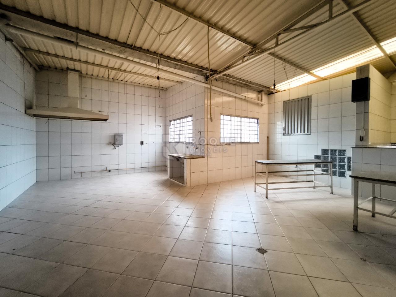 Barracão/Galpão à venda no bairro Jardim Residencial Village: 