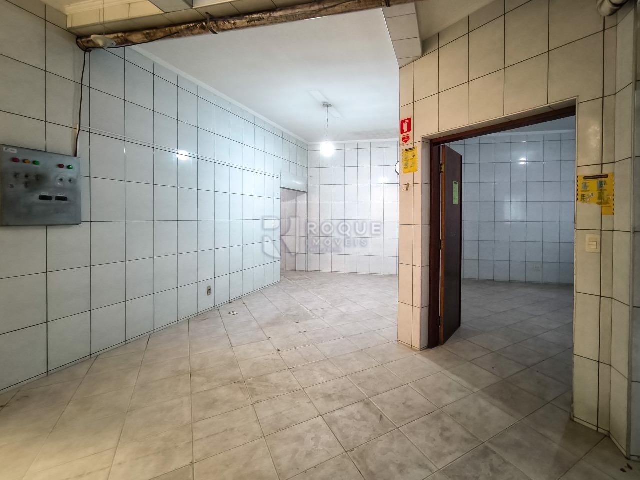 Barracão/Galpão à venda no bairro Jardim Residencial Village: 