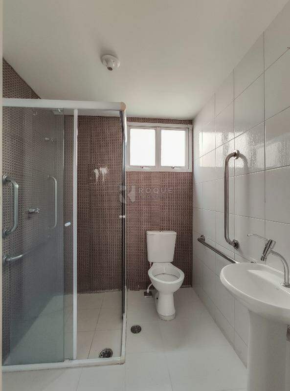 Apartamento para aluguel no bairro Residencial Rubi: WC social 