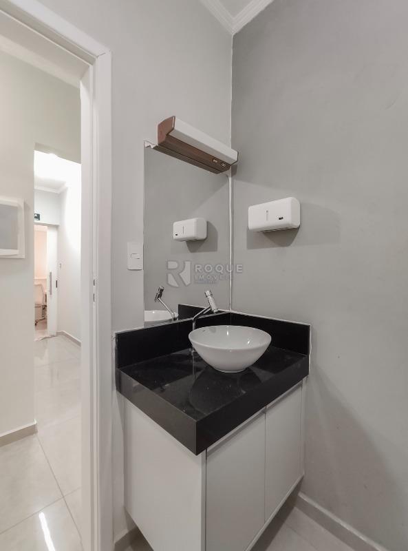 Salas/Conjuntos para aluguel no bairro Vila São Luiz: WC social 