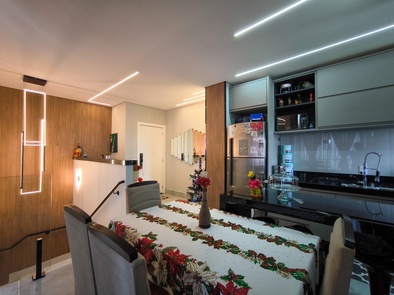Apartamento à venda no bairro Jardim Florença: SALA DE JANTAR