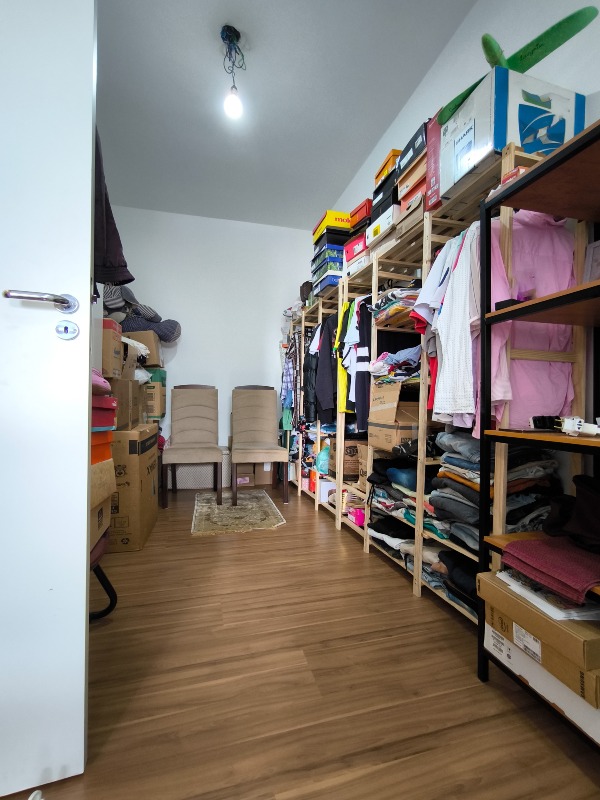Apartamento à venda no bairro Jardim Florença: CLOSET SUÍTE 1