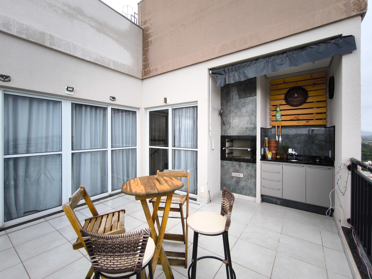 Apartamento à venda no bairro Jardim Florença: VARANDA GOURMET
