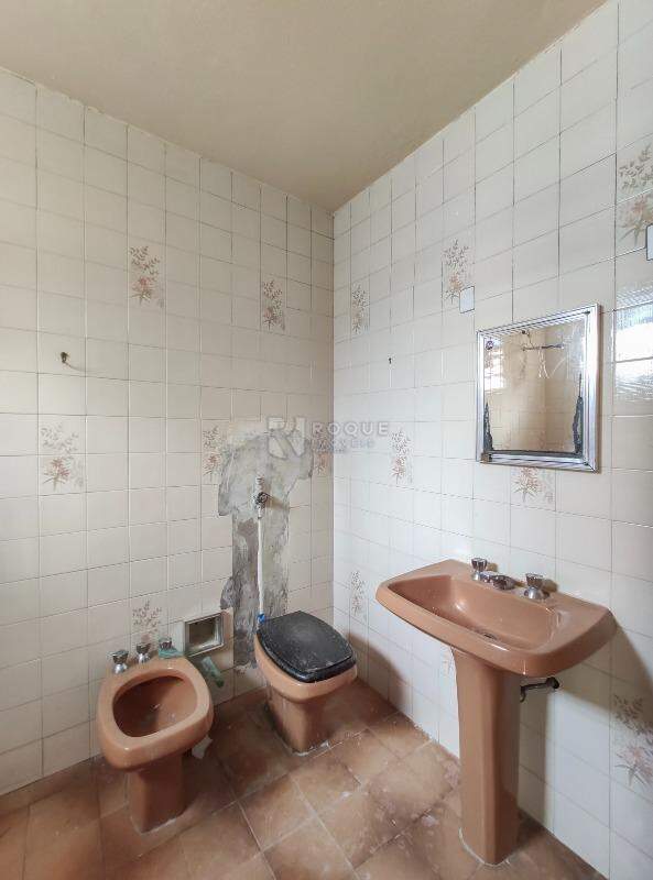 Casa Residencial para aluguel no bairro Conjunto Habitacional Victor DAndrea: WC social 