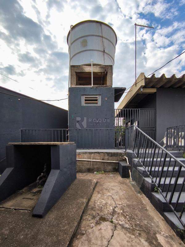 Barracão/Galpão para aluguel no bairro Jardim Nossa Senhora de Fátima: CAIXA D’ÁGUA