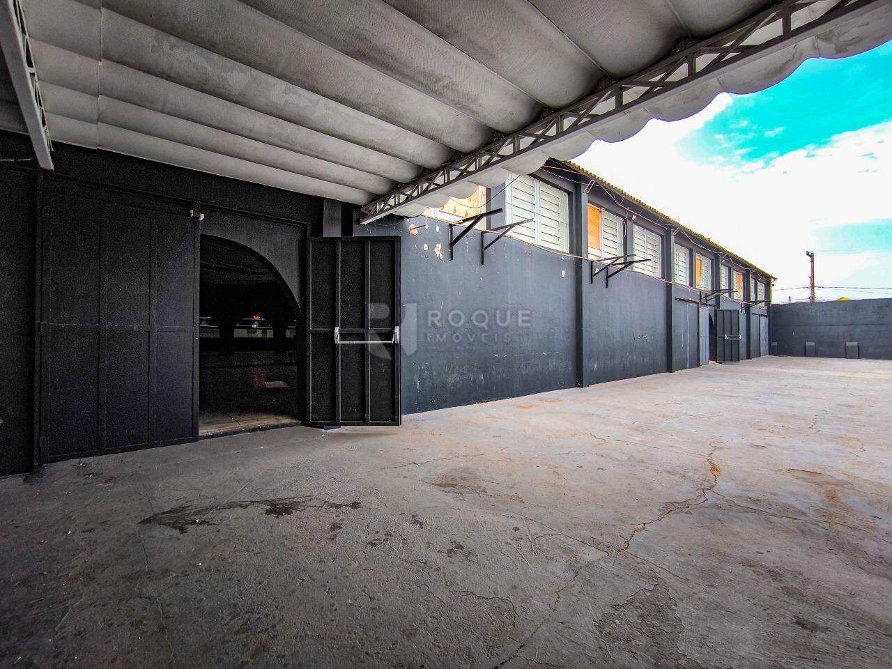 Barracão/Galpão para aluguel no bairro Jardim Nossa Senhora de Fátima: Área Externa