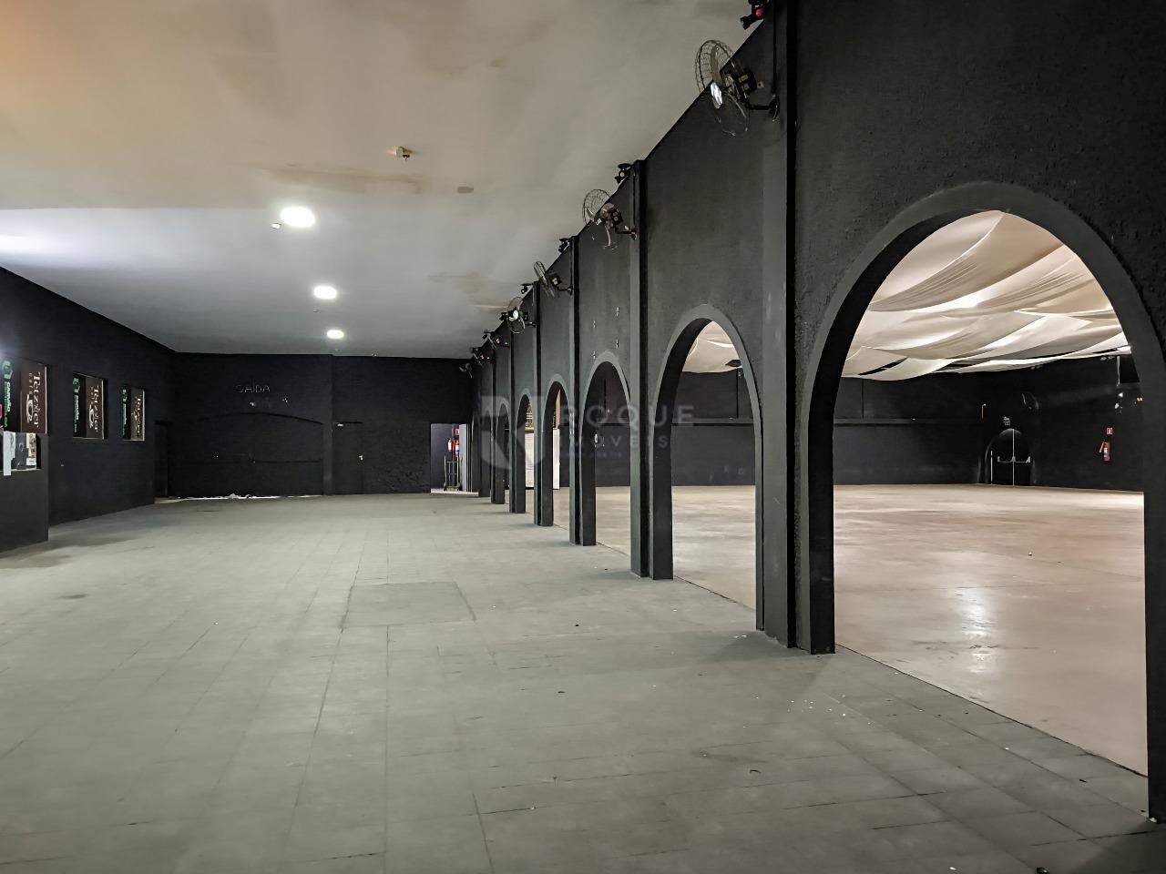 Barracão/Galpão para aluguel no bairro Jardim Nossa Senhora de Fátima: SALÃO BAR