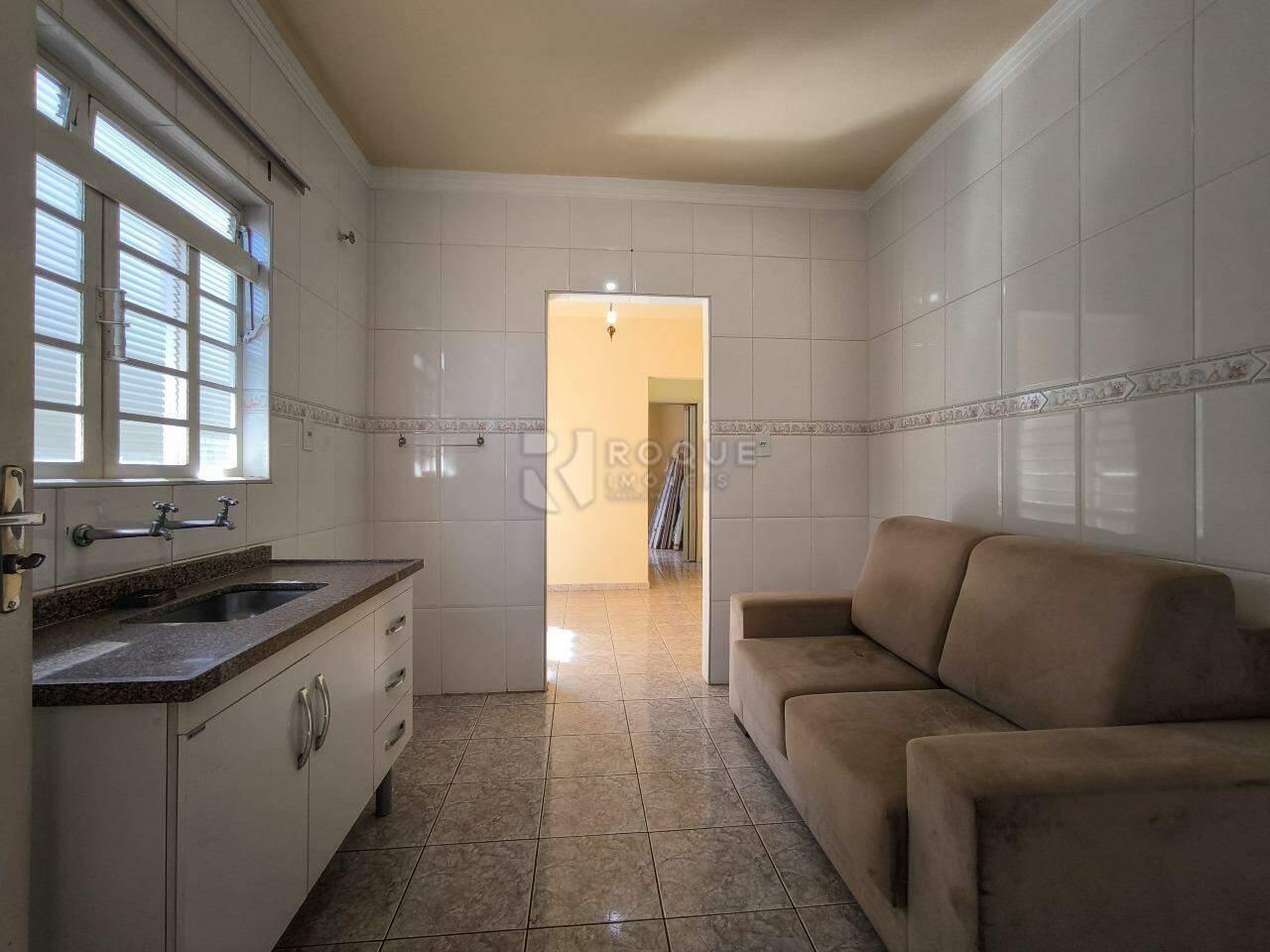 Casa Residencial à venda no bairro Vila Castelar: COZINHA EDÍCULA