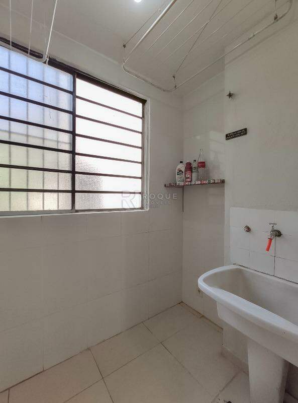 Apartamento para aluguel no bairro Vila Paulista: Área de serviço