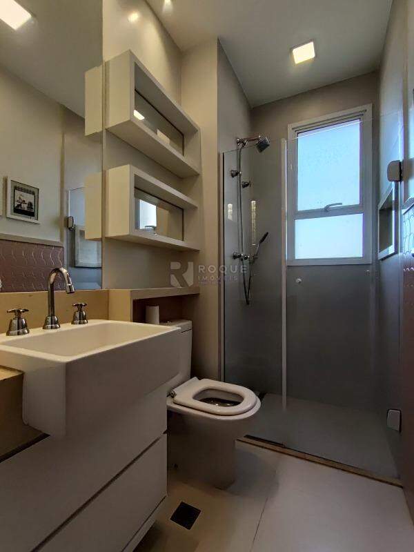 Apartamento para aluguel no bairro Jardim Aquárius: WC Suíte 02