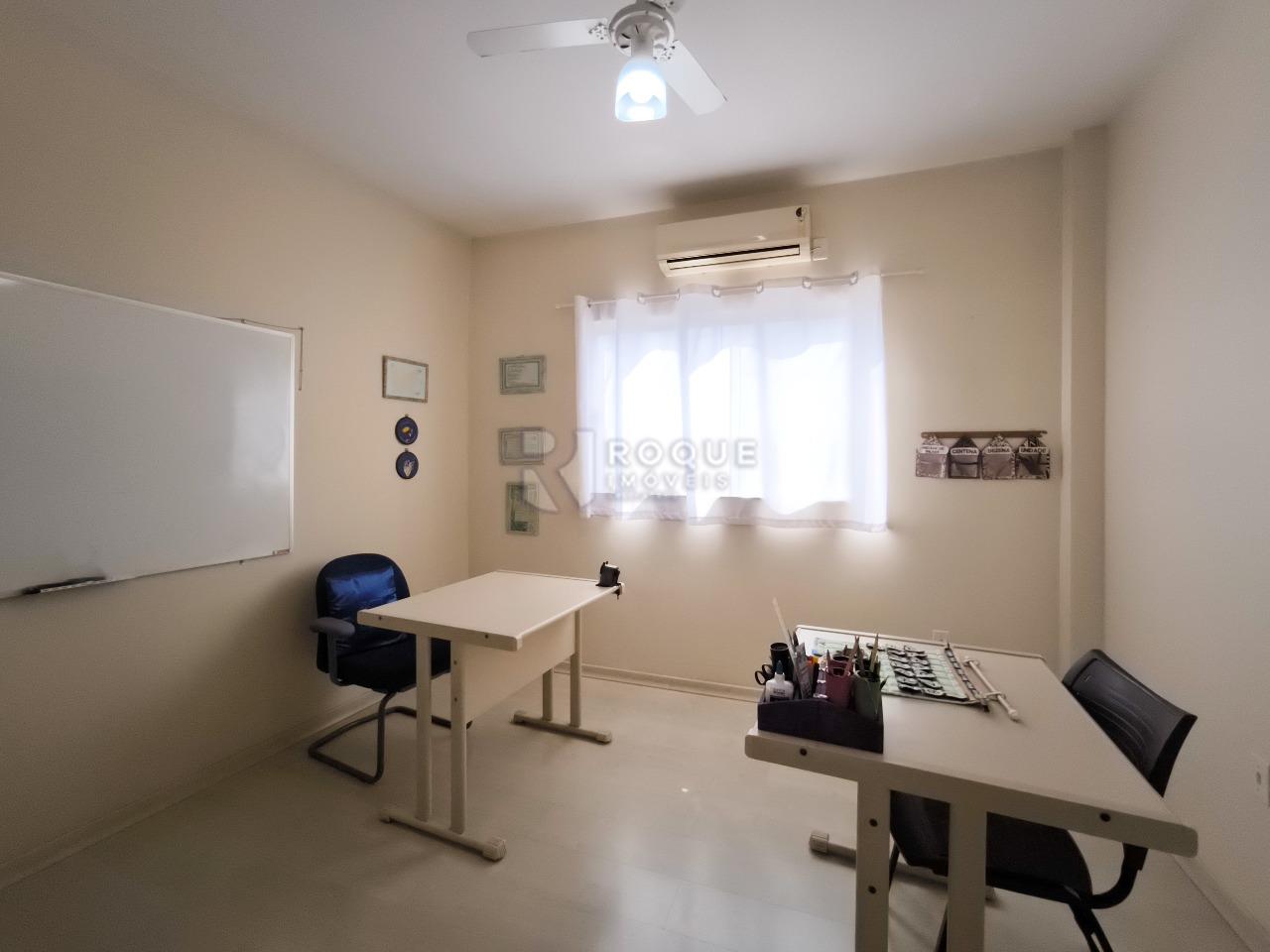 Prédio Comercial à venda no bairro Centro: DORMITÓRIO 2