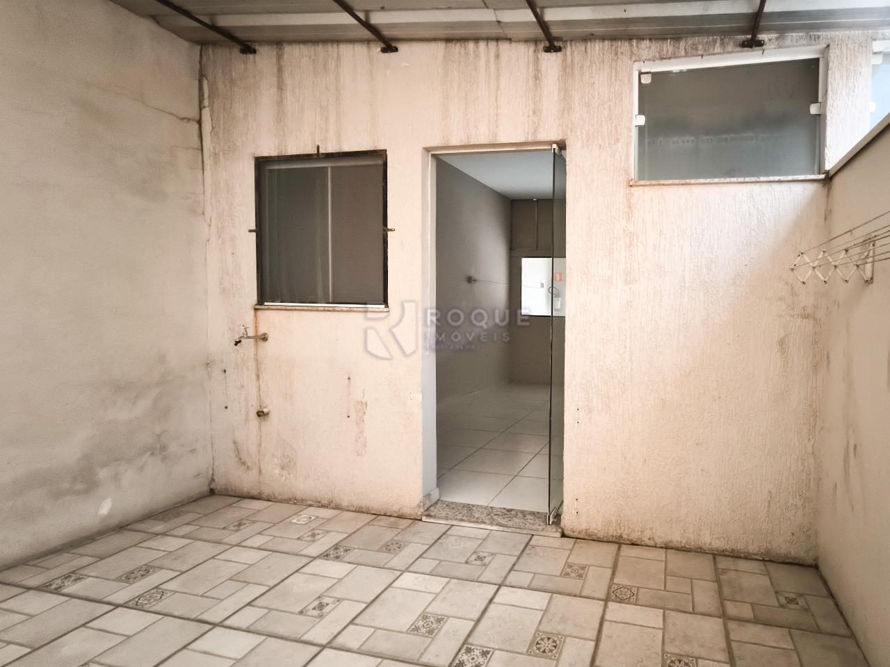 Prédio Comercial à venda no bairro Centro: QUINTAL SALÃO 3