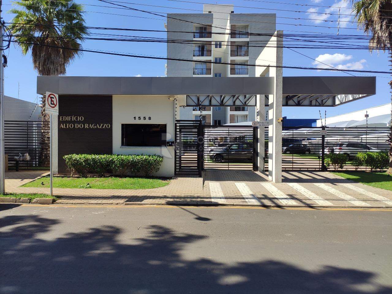 Apartamento para aluguel no bairro Parque Egisto Ragazzo: Fachada 