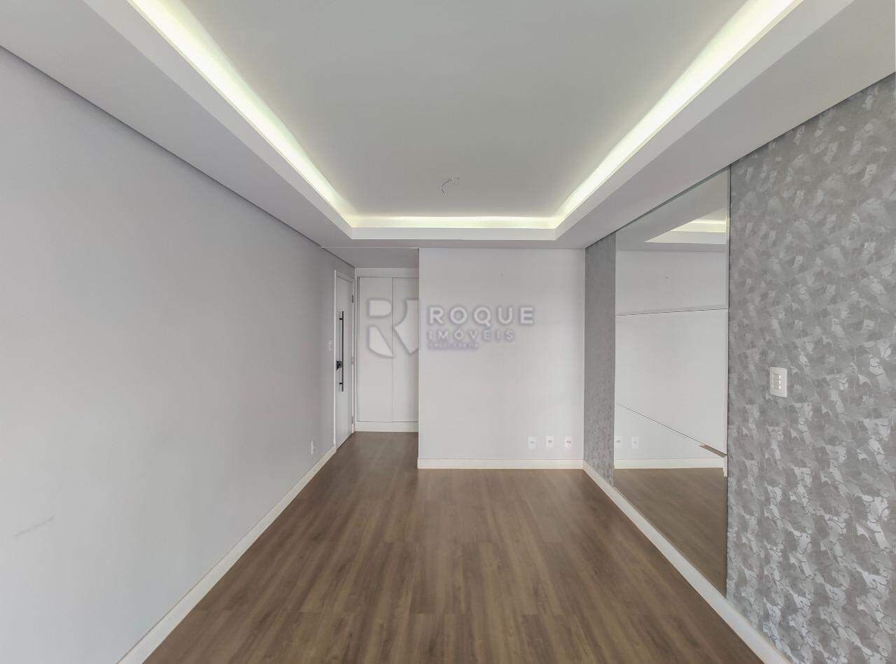 Apartamento para aluguel no bairro Parque Egisto Ragazzo: Sala 