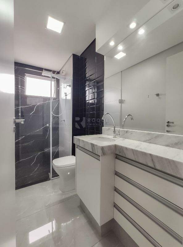 Apartamento para aluguel no bairro Parque Egisto Ragazzo: WC social 