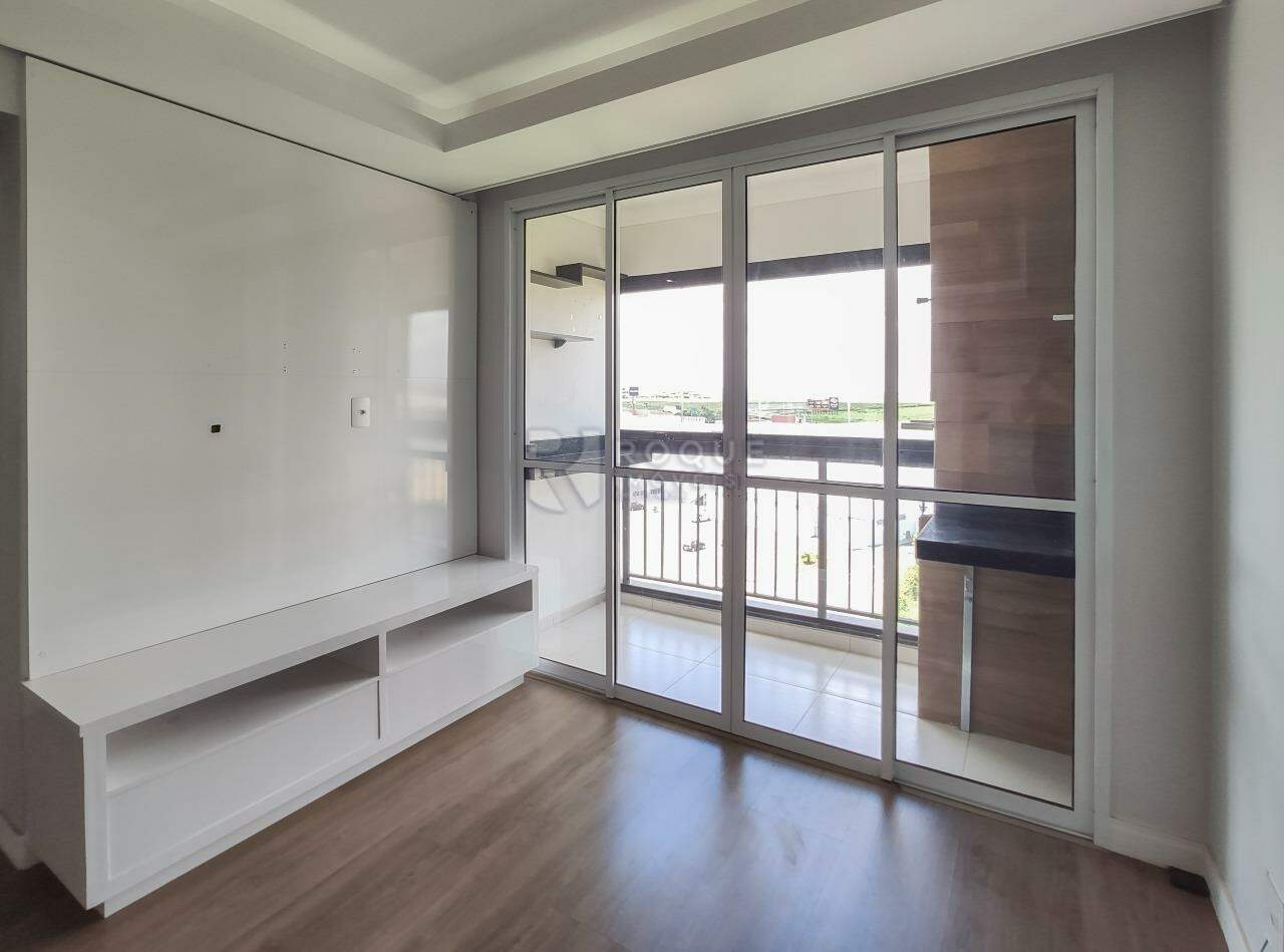 Apartamento para aluguel no bairro Parque Egisto Ragazzo: Sala 
