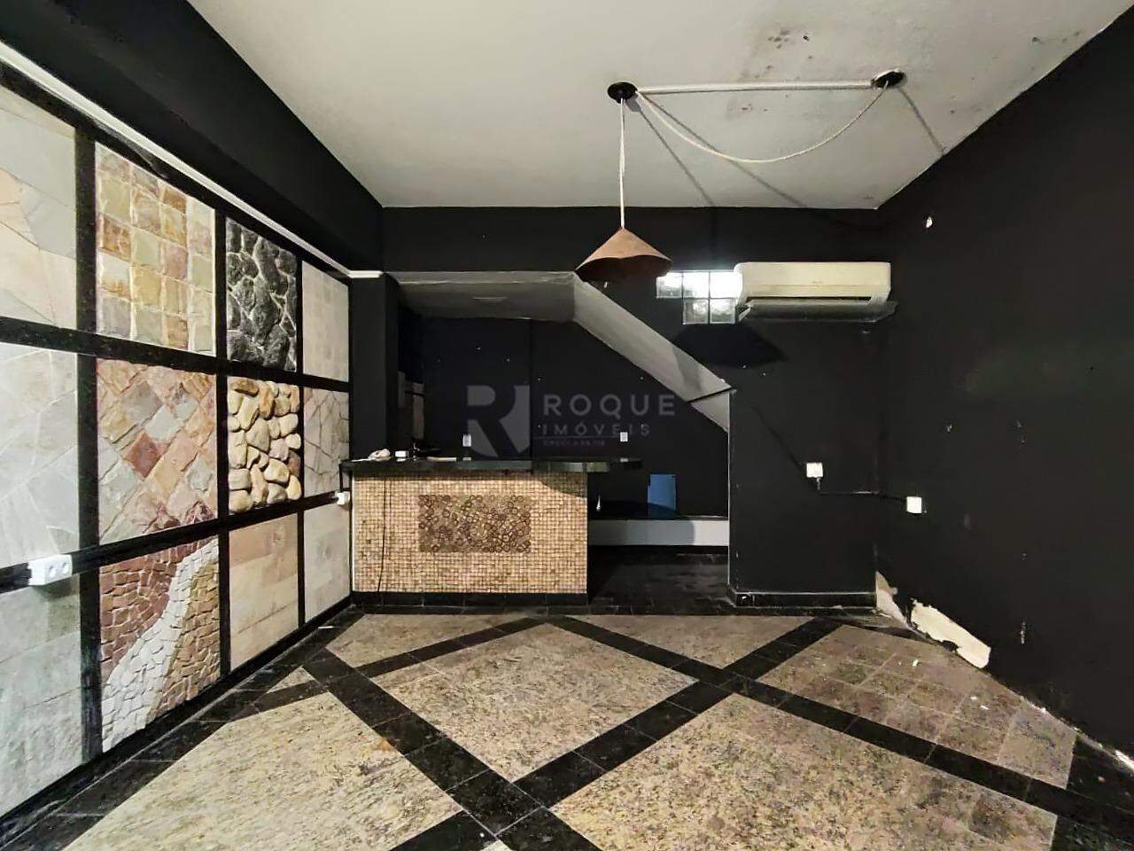 Barracão/Galpão para aluguel no bairro Jardim Santa Cecília: Salão piso inferior