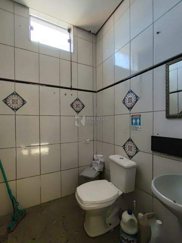 Barracão/Galpão para aluguel no bairro Jardim Santa Cecília: WC Social