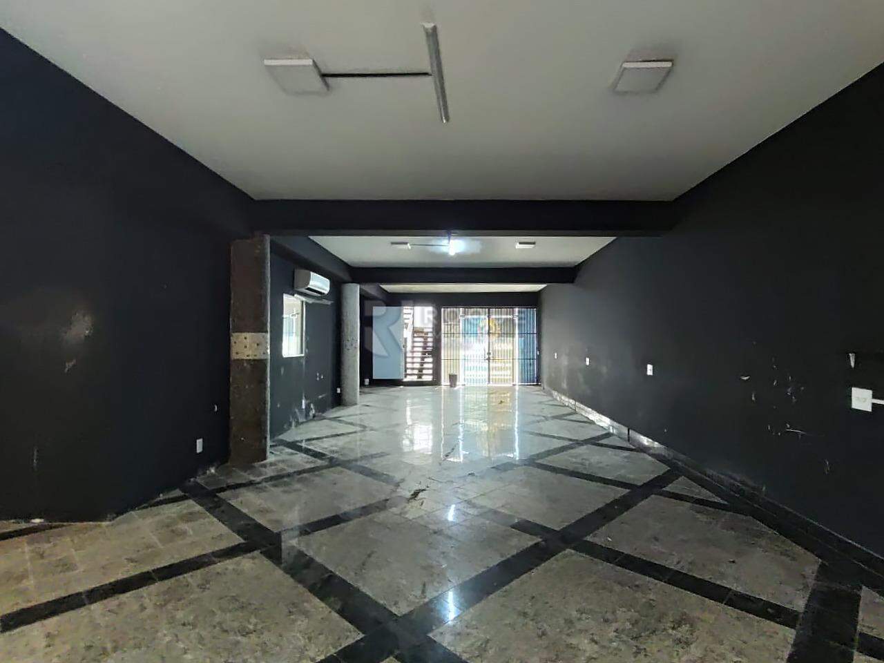 Barracão/Galpão para aluguel no bairro Jardim Santa Cecília: Salão piso inferior