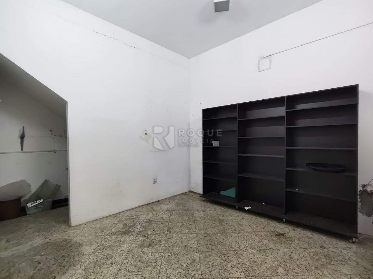 Barracão/Galpão para aluguel no bairro Jardim Santa Cecília: Sala