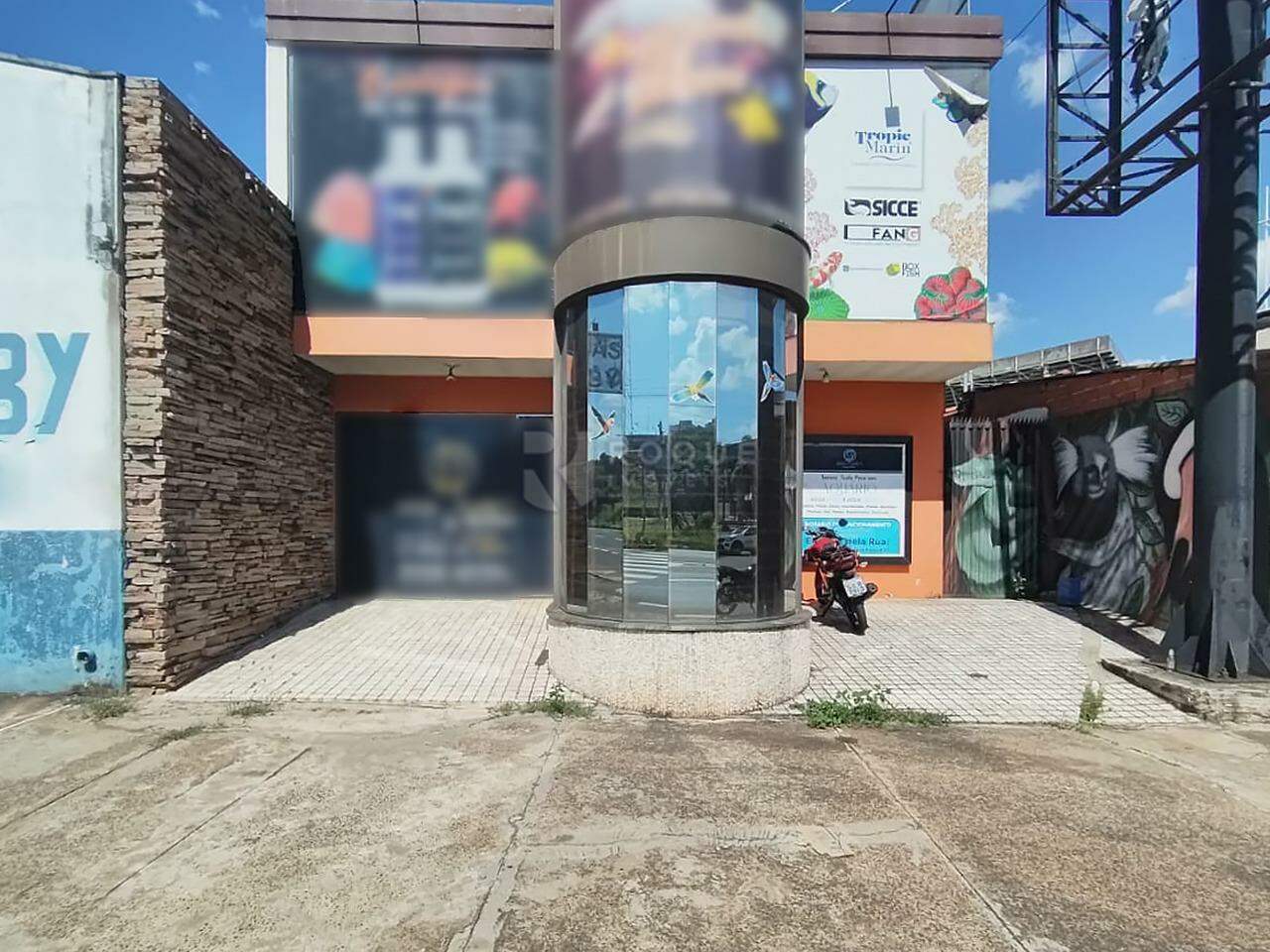 Barracão/Galpão para aluguel no bairro Jardim Santa Cecília: Fachada fundos