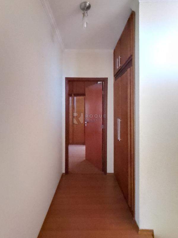 Casa Residencial para aluguel no bairro Jardim Maria Flora: Hall superior