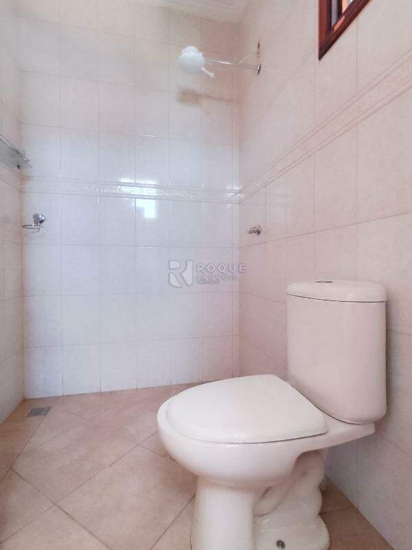Casa Residencial para aluguel no bairro Jardim Maria Flora: WC Área gourmet