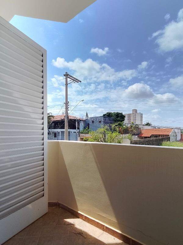 Casa Residencial para aluguel no bairro Jardim Maria Flora: Varanda Suíte