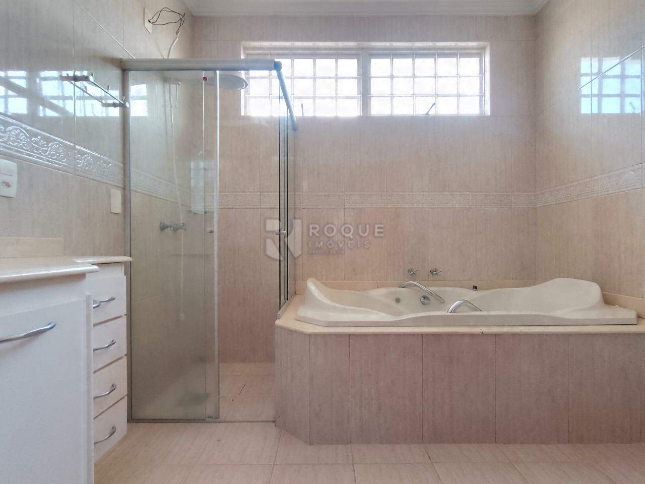 Casa Residencial para aluguel no bairro Jardim Maria Flora: WC Suíte