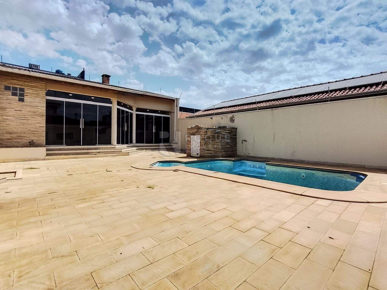 Casa Residencial para aluguel no bairro Jardim Maria Flora: Piscina