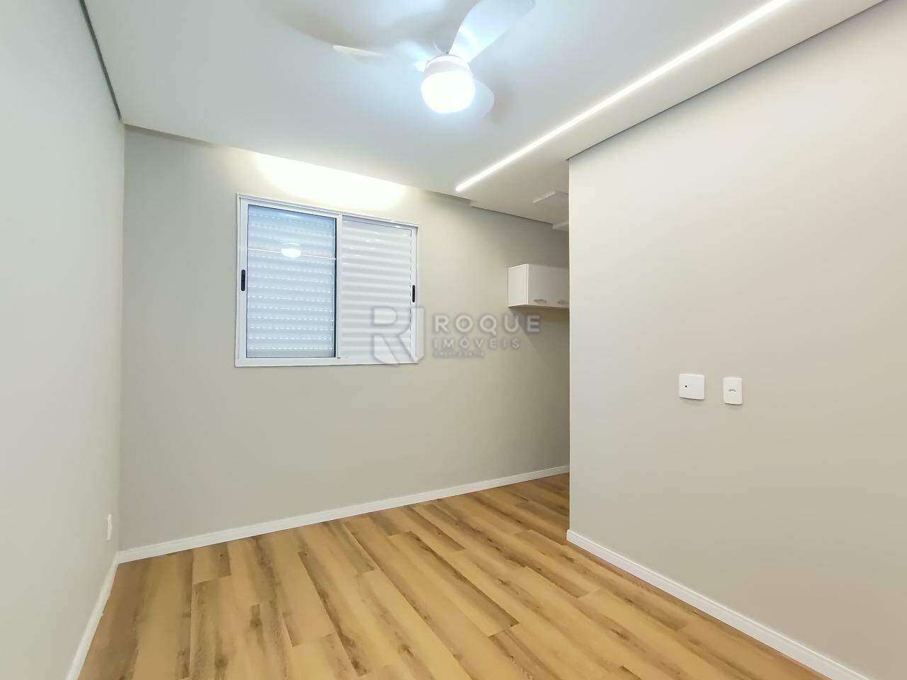 Apartamento à venda no bairro Vale das Esmeraldas: SUÍTE