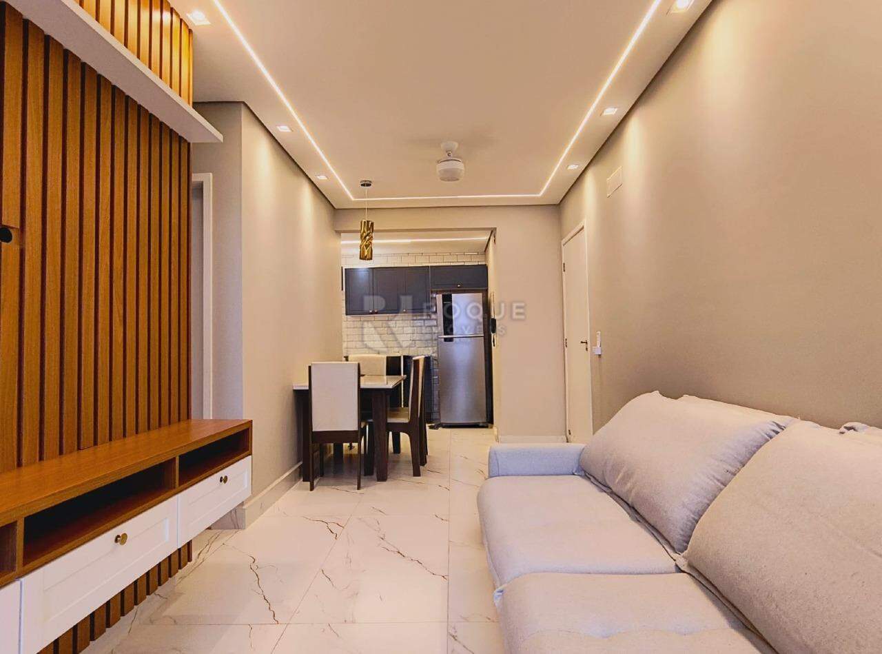 Apartamento à venda no bairro Vale das Esmeraldas: 