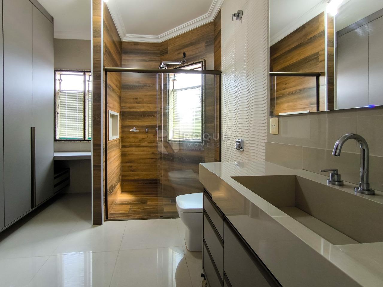 Casa em condomínio à venda no bairro Jardim Colinas de São João: BANHEIRO SOCIAL