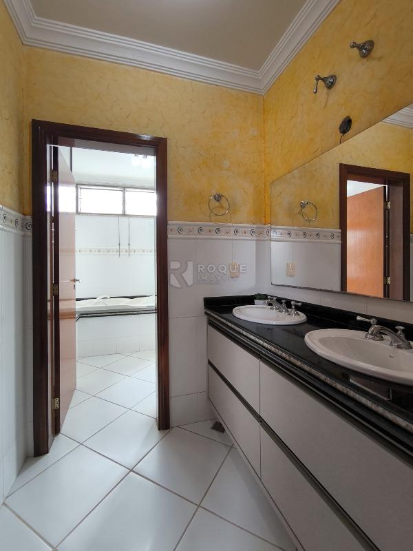 Casa em condomínio à venda no bairro Jardim Colinas de São João: WC SUÍTE