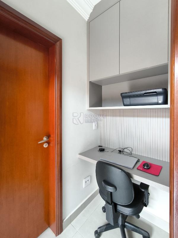 Casa em condomínio à venda no bairro Jardim Colinas de São João: HOME OFFICE