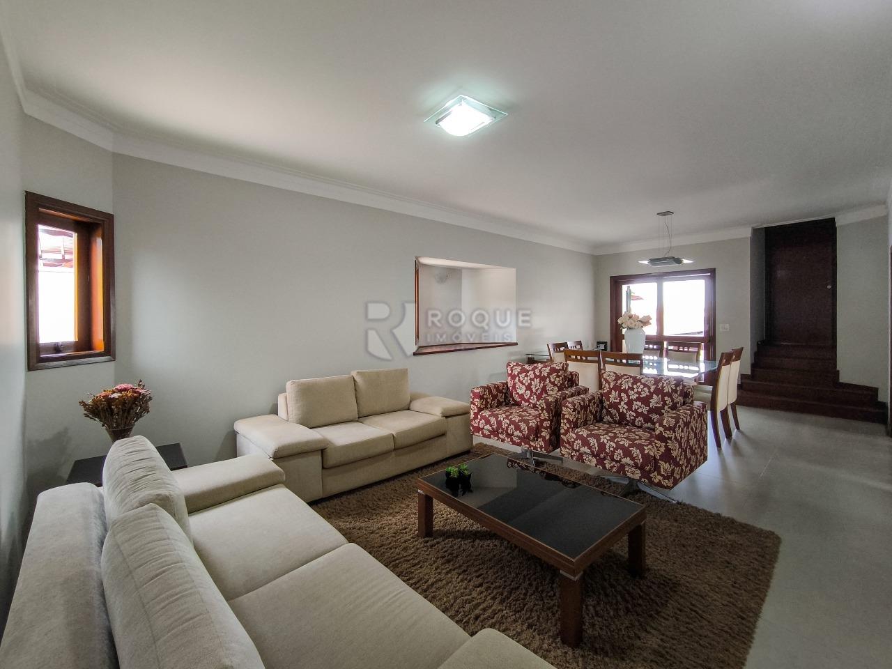 Casa em condomínio à venda no bairro Jardim Colinas de São João: SALA DE ESTAR