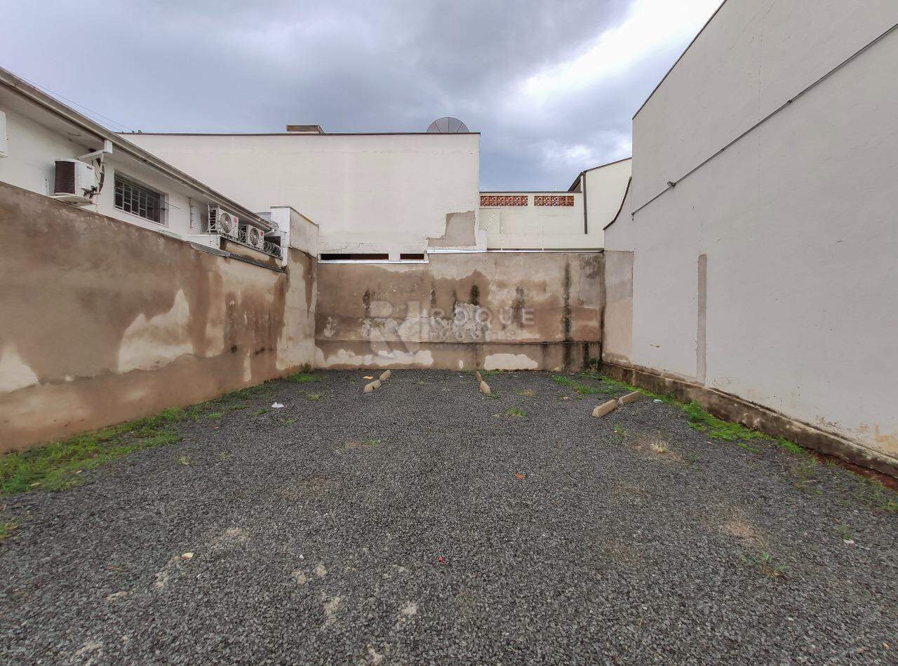 Terreno para aluguel no bairro Centro: 