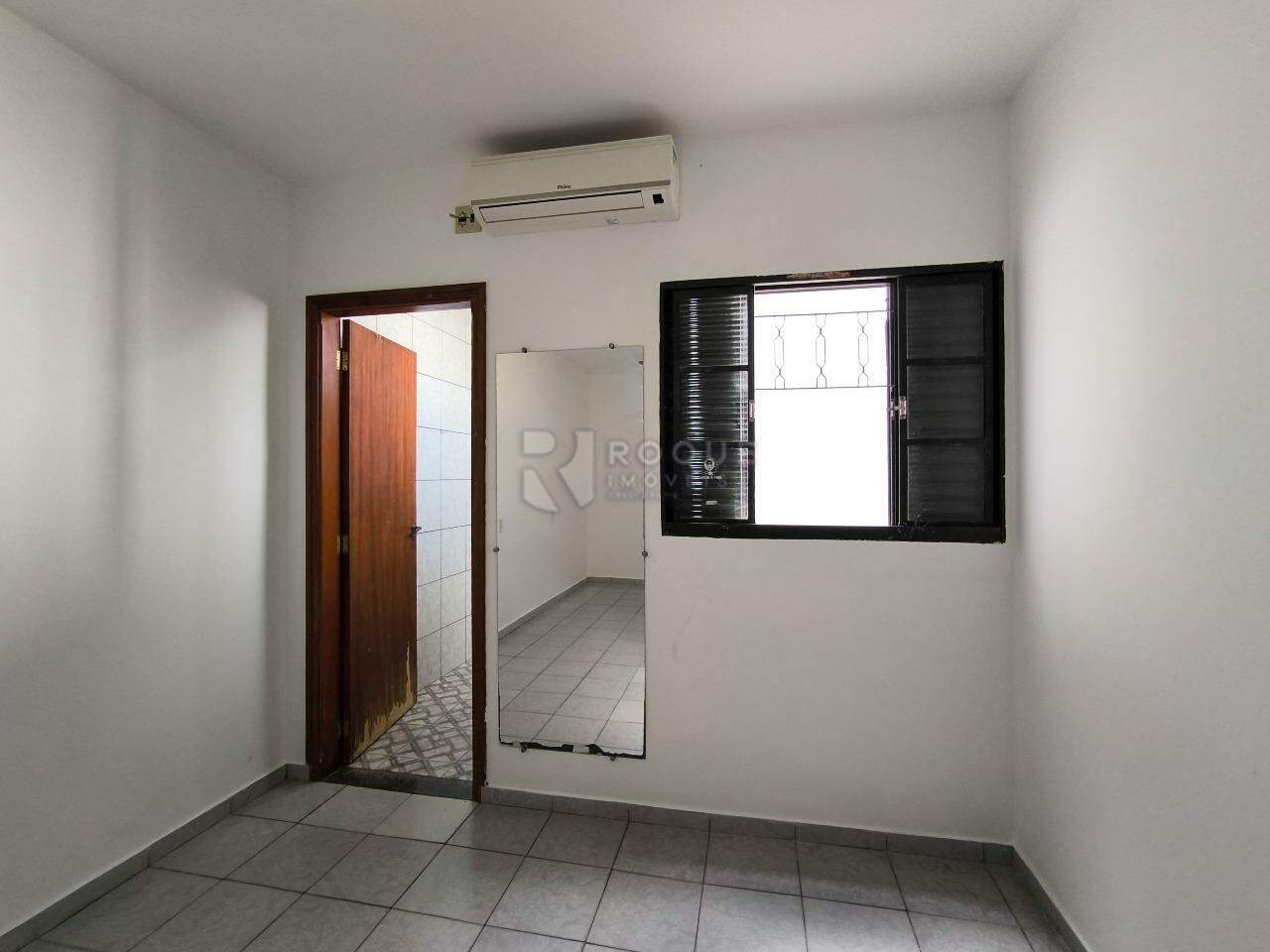 Casa Residencial à venda no bairro Parque Nossa Senhora das Dores: SUÍTE
