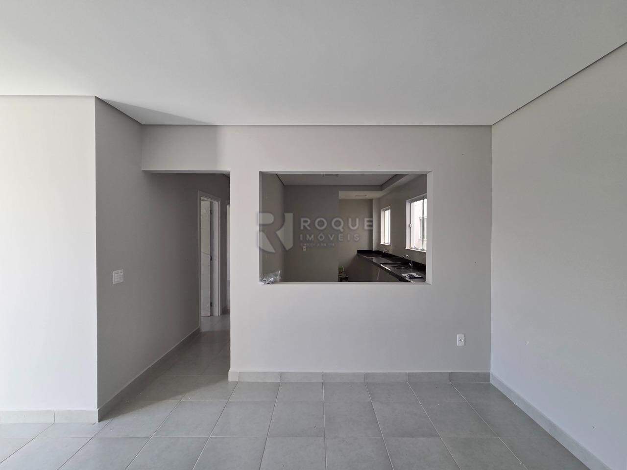 Apartamento à venda no bairro Jardim Santa Adélia: Sala