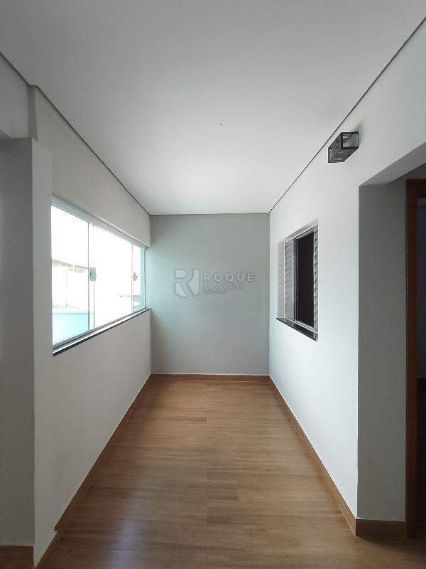 Casa Residencial para aluguel no bairro Jardim Lagoa Nova: Hall interno