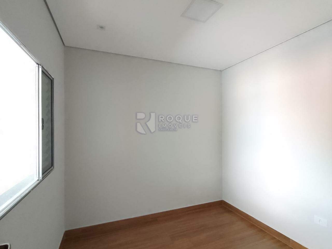 Casa Residencial para aluguel no bairro Jardim Lagoa Nova: Dormitório 01