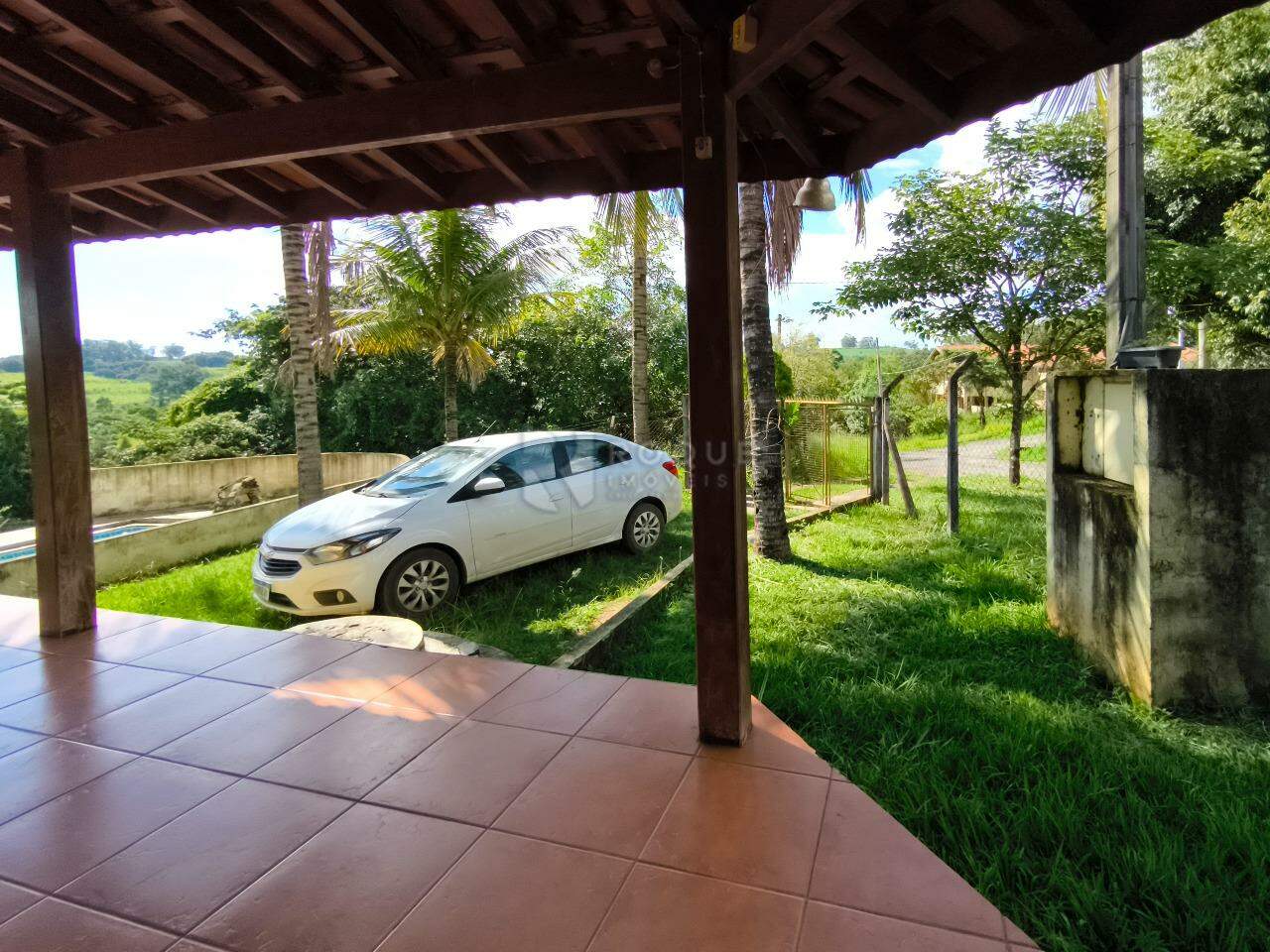 Chácara à venda no bairro Jardim Chácaras De Recreio Vale Verde: ESTACIONAMENTO