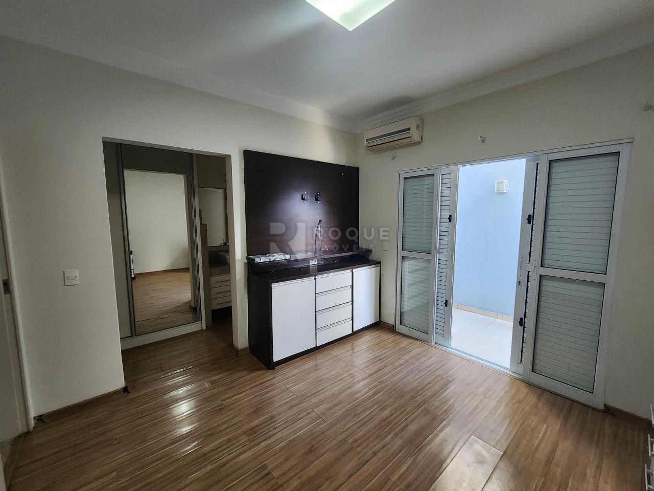 Casa em condomínio à venda no bairro Residencial Jardim dos Ipês II: Dormitório 2