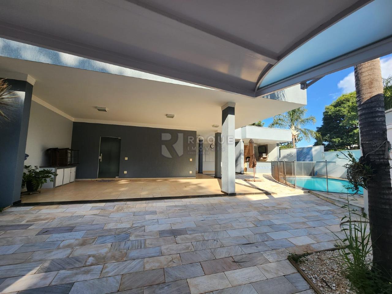 Casa em condomínio à venda no bairro Residencial Jardim dos Ipês II: Garagem