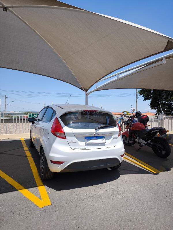 Apartamento à venda no bairro Condomínio Varandas I: VAGA DE GARAGEM