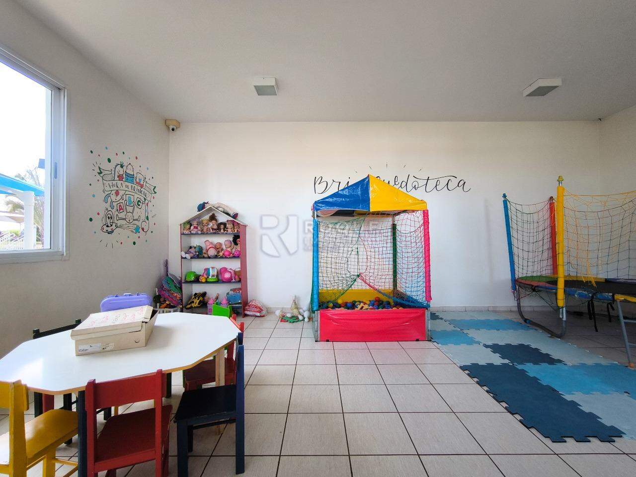 Apartamento à venda no bairro Condomínio Varandas I: ESPAÇO KIDS
