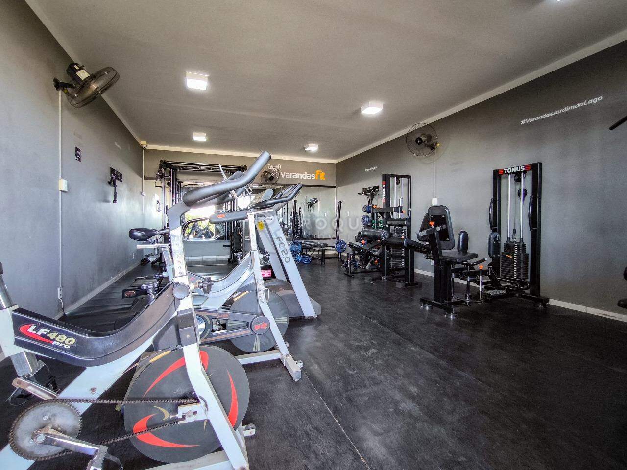 Apartamento à venda no bairro Condomínio Varandas I: ACADEMIA